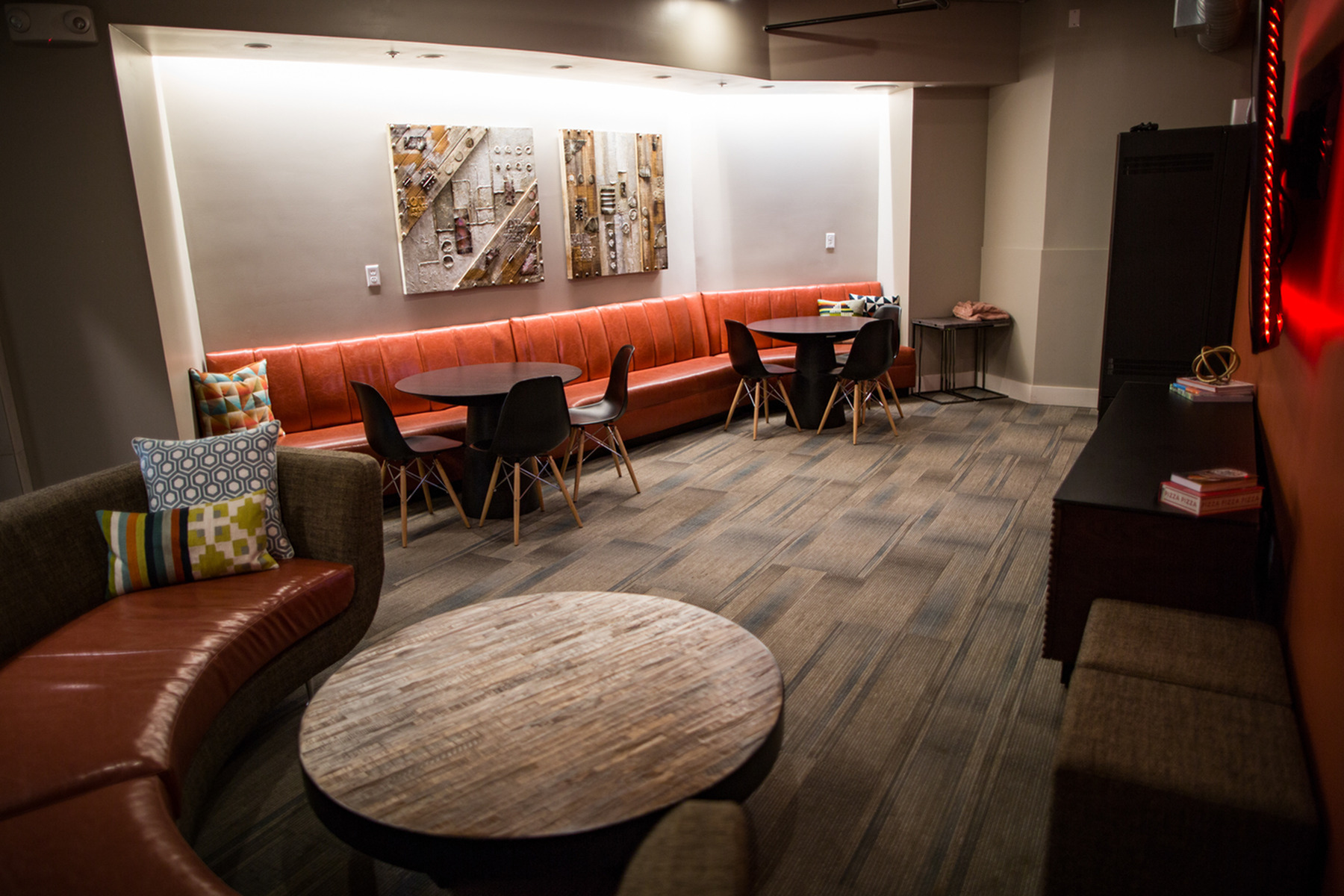 Image of Theater Room with Cable, BlueRay and Playstation for LIFT