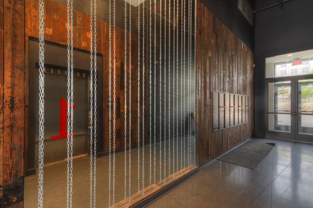 Interior Lobby | Pittsburgh Apartments | Arsenal 201