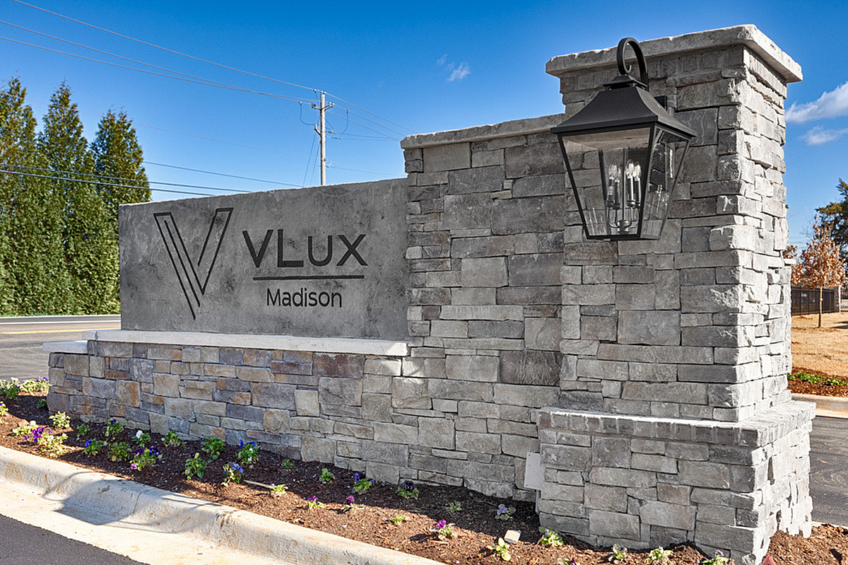 VLux Madison
