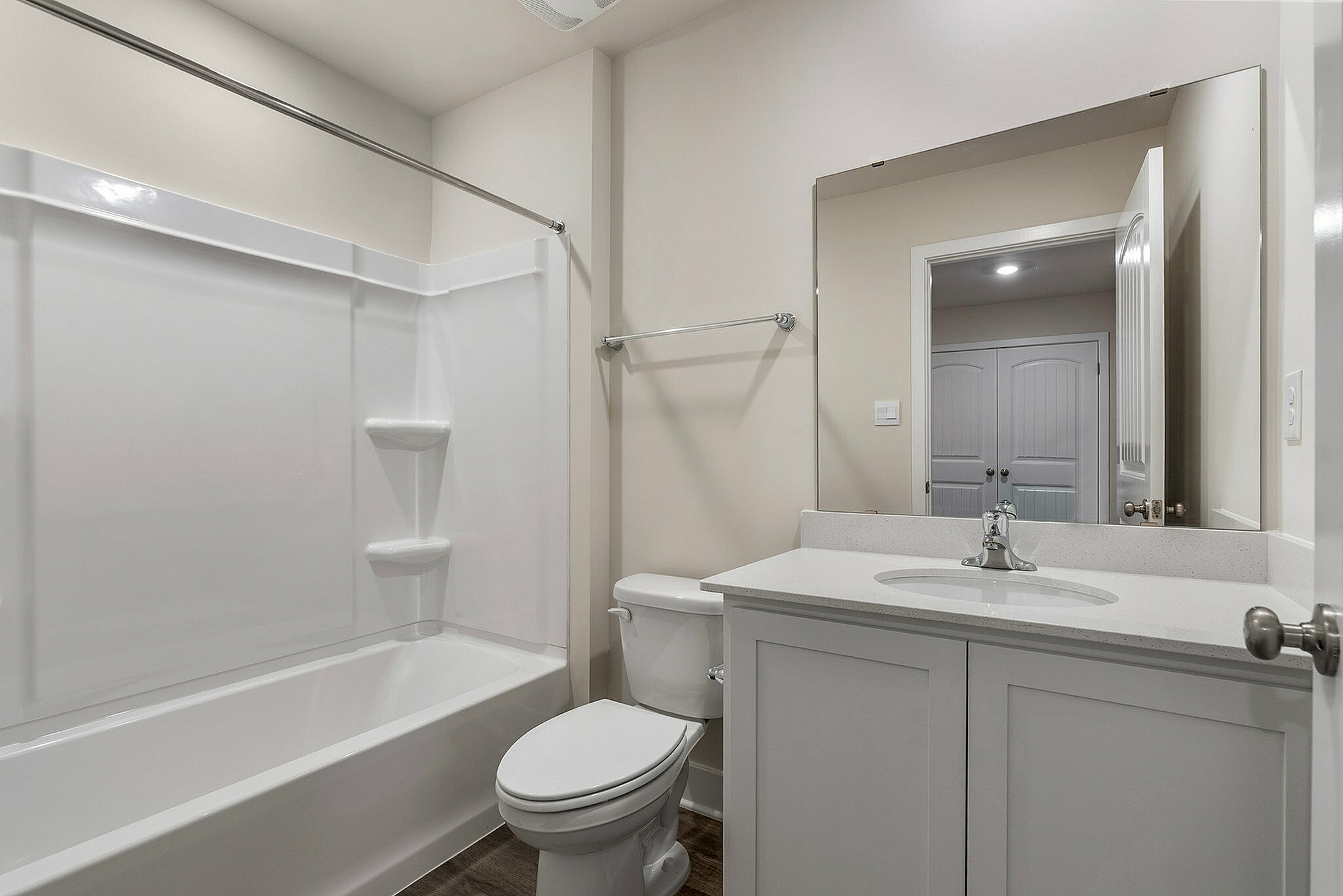Guest bathroom with shower and tub combo