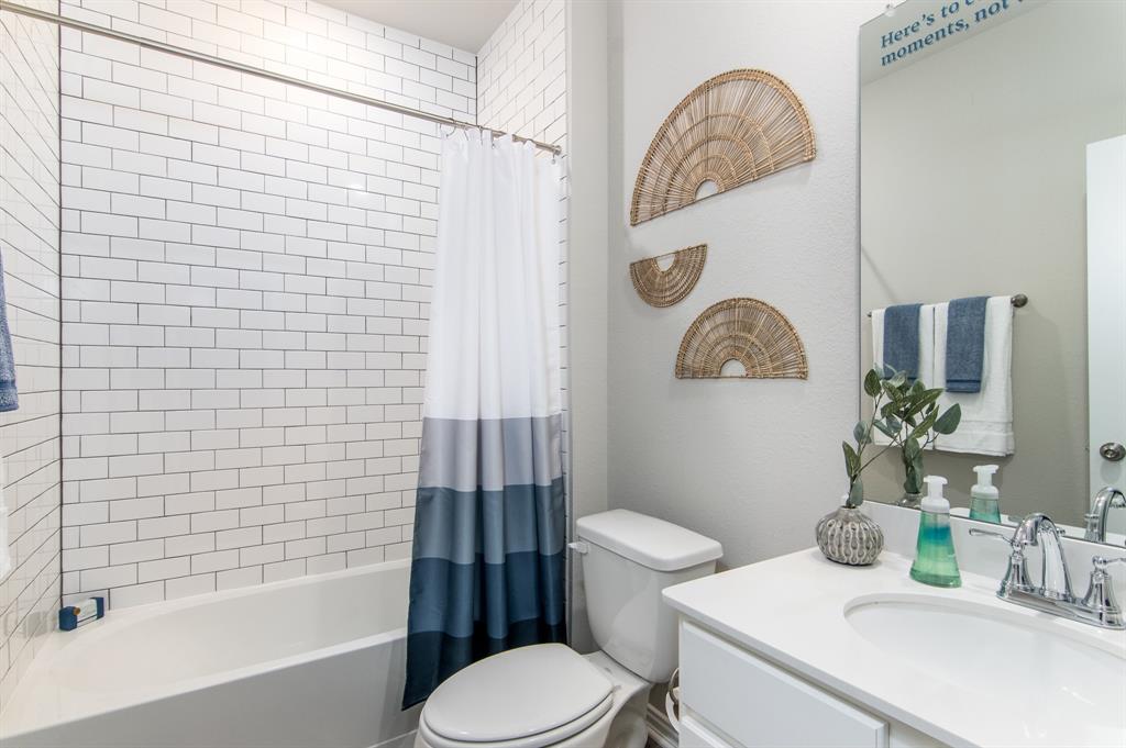 Trinity Guest bath