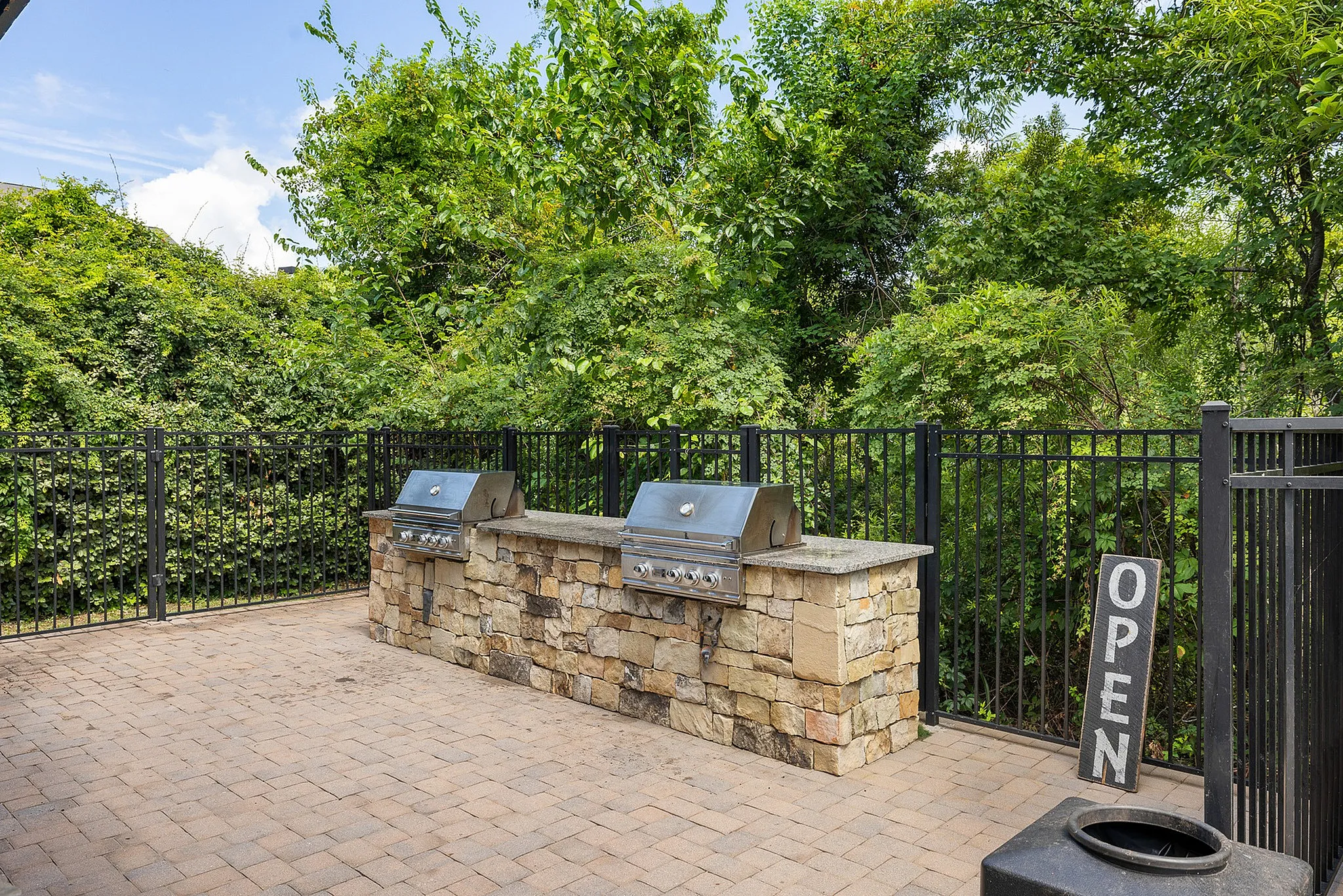Outdoor grilling station