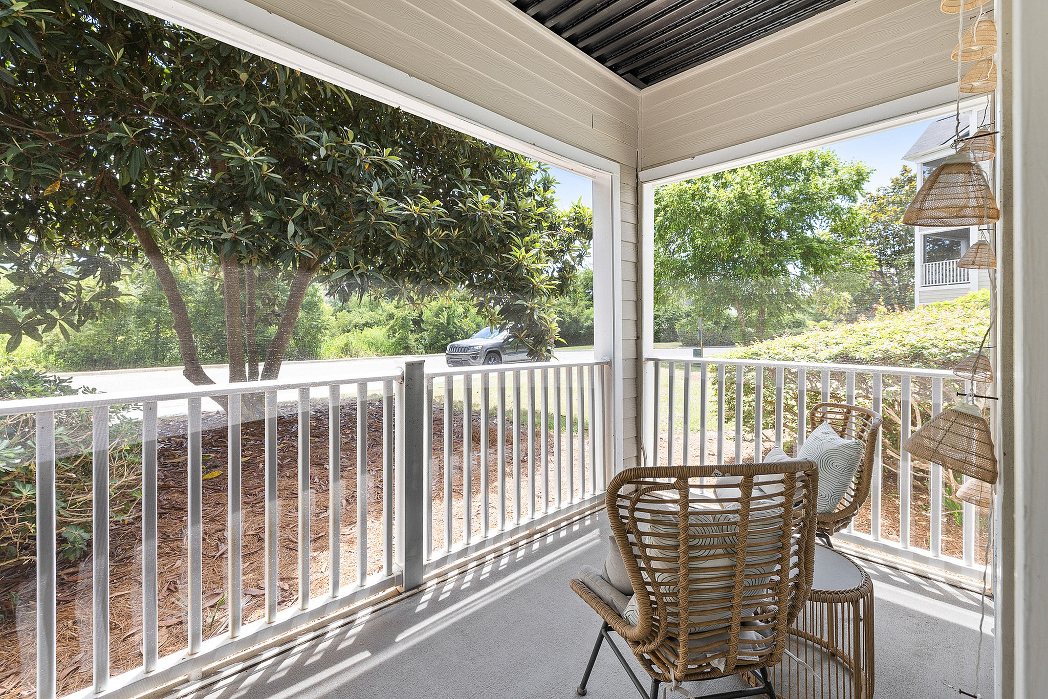 Private patio/balcony