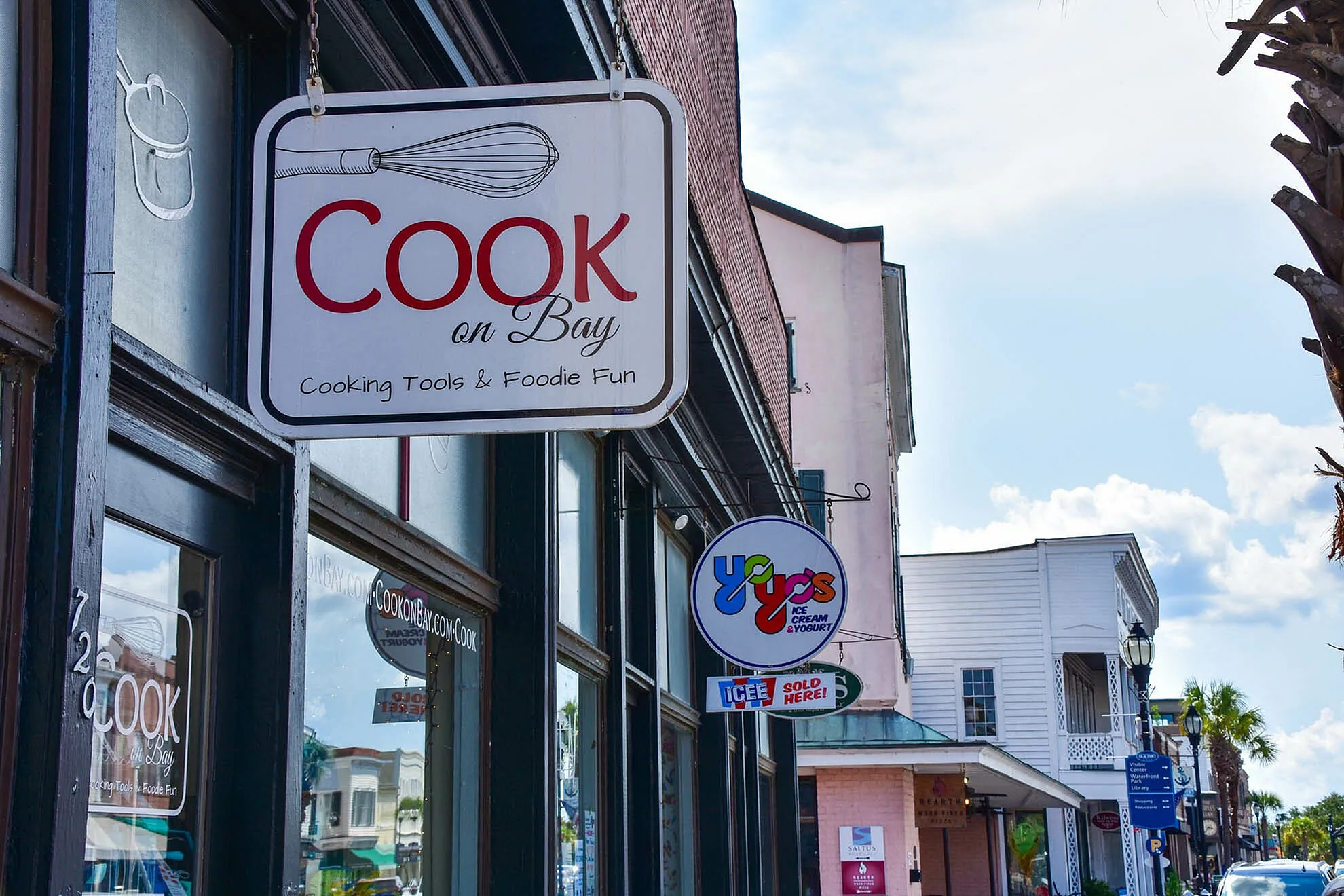 Shops and restaurants in Port Royal, SC