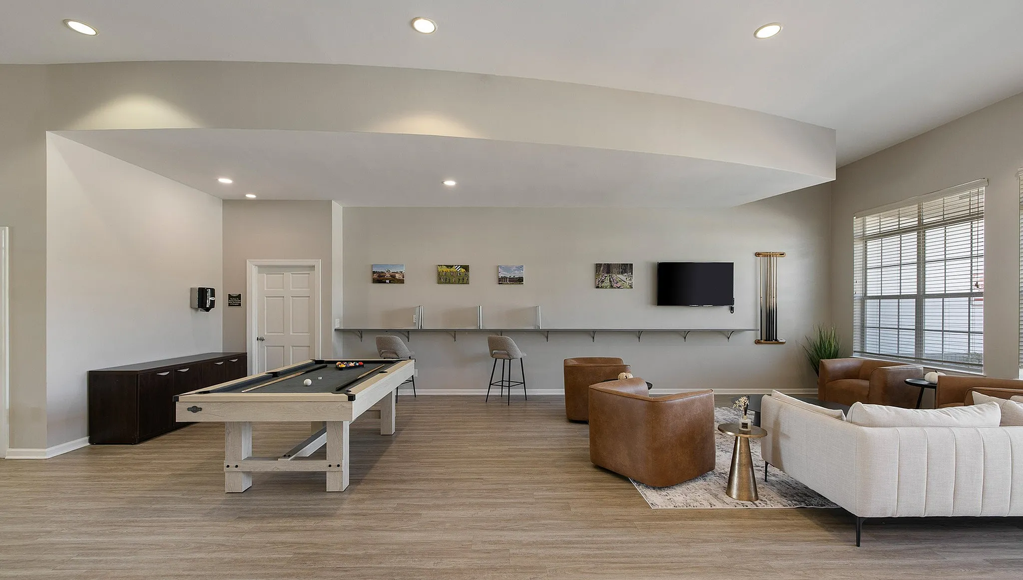 Clubroom with pool table