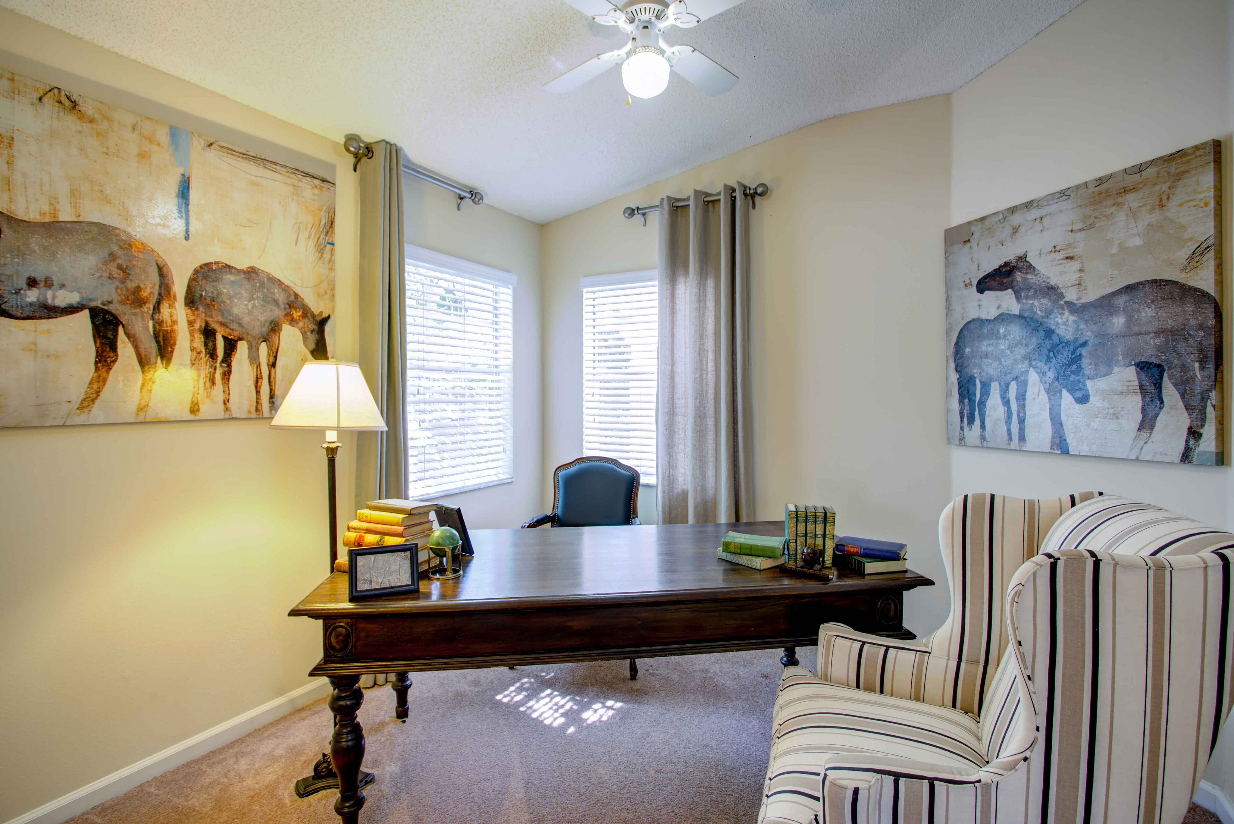 View Photos | Hunters Crossing