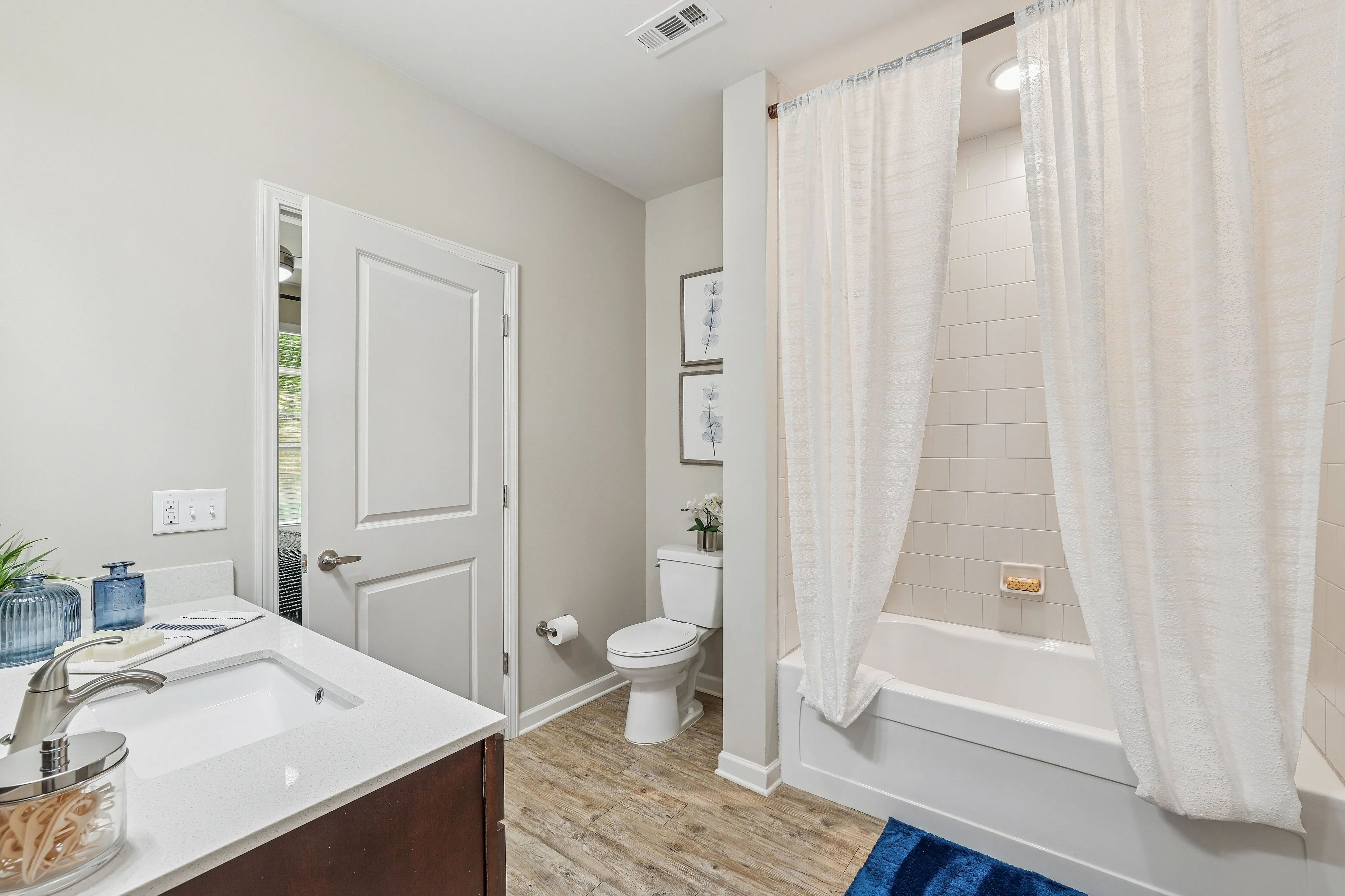 Bathroom with tub