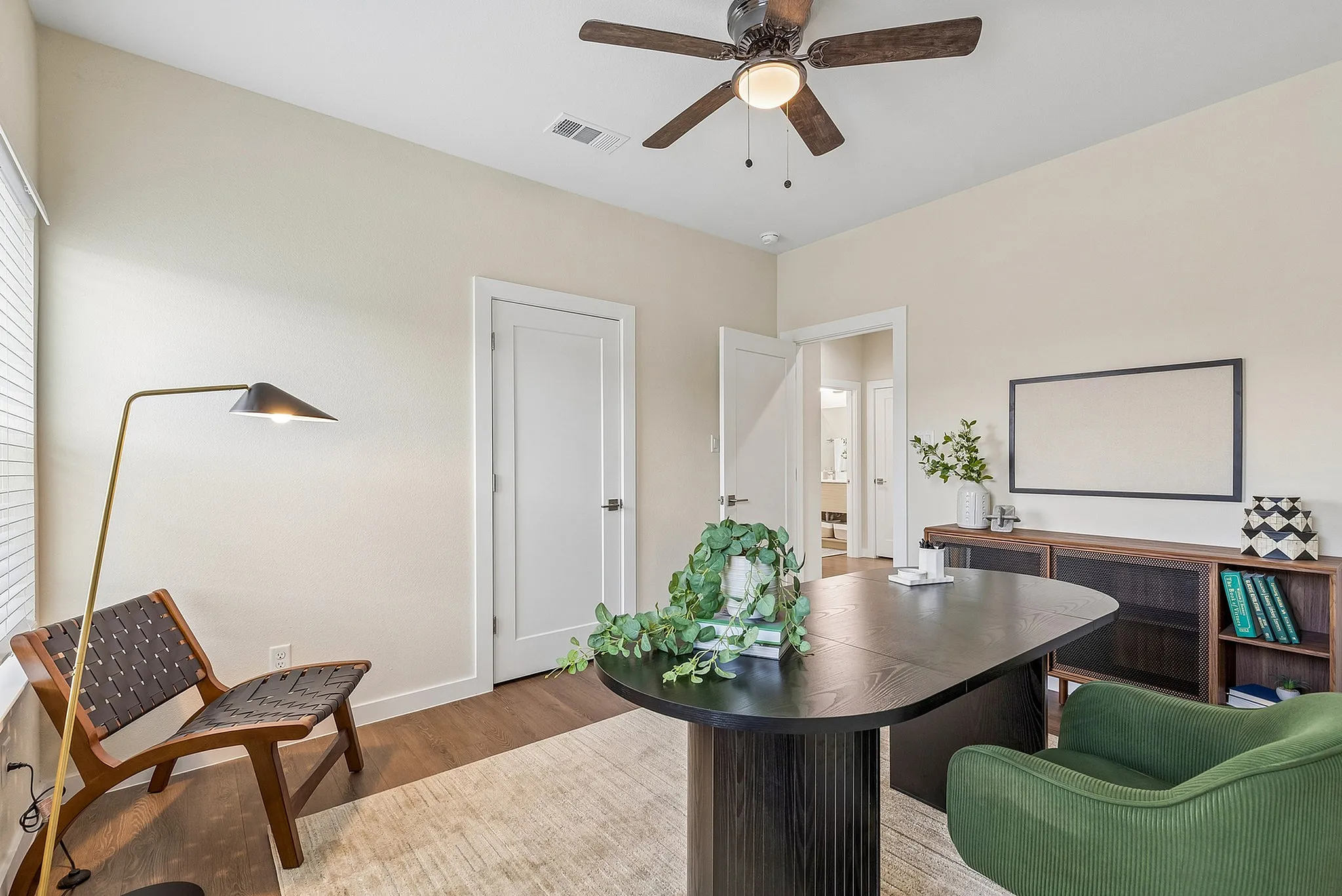 Lone Oak Homes - Home Office