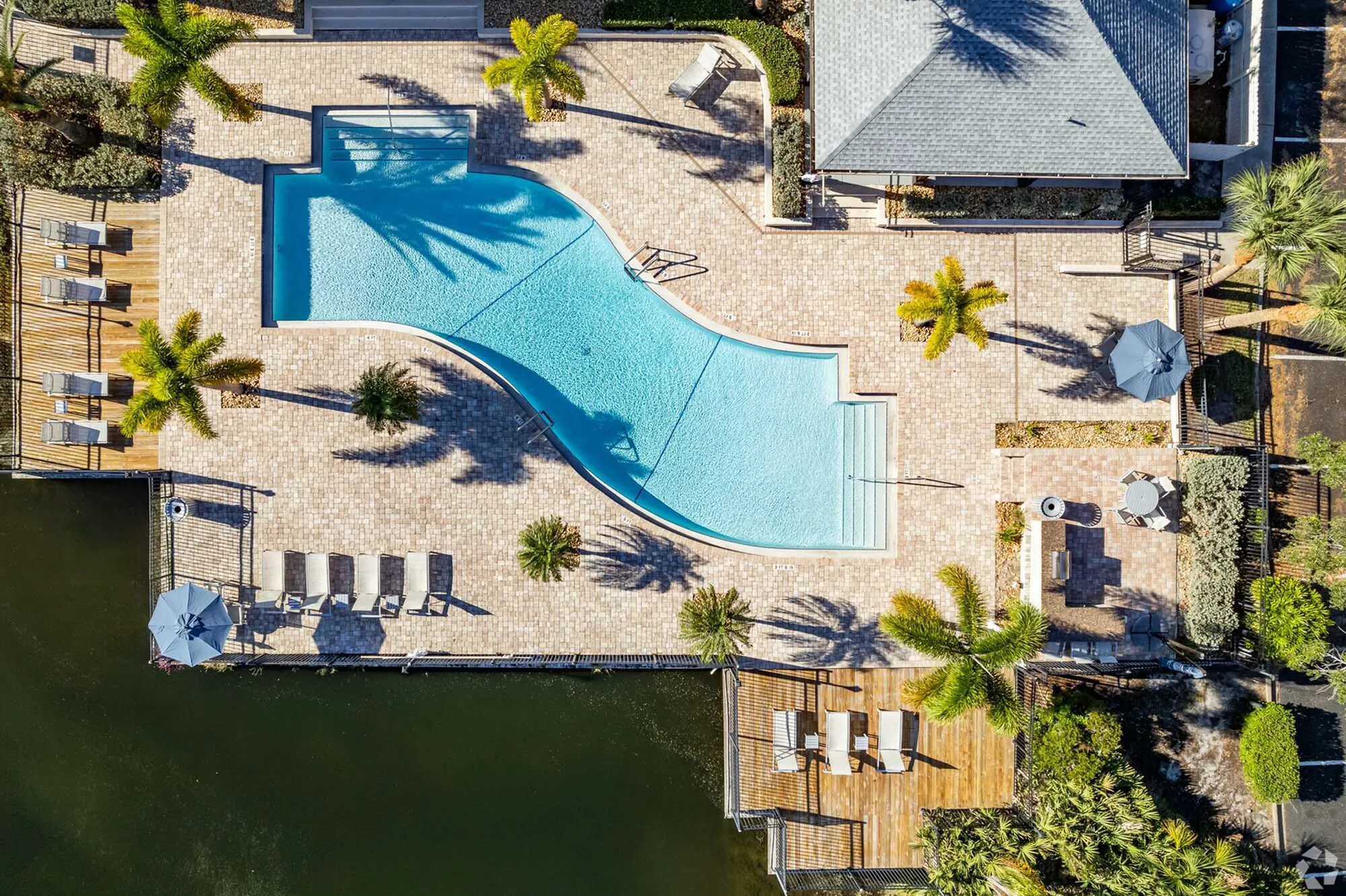 outdoor swimming pool