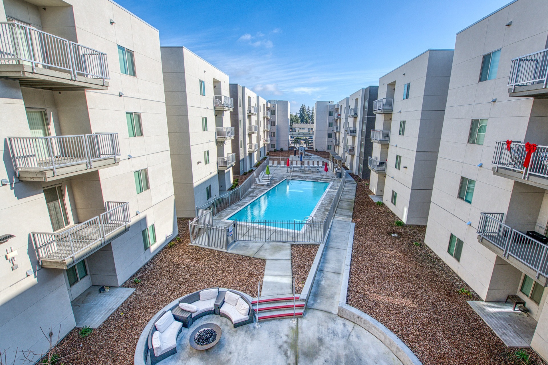 Topanga Ridge - Love Where You Live | Best Student Housing in Fresno | Off-  Campus Housing Apartments Newest Luxury Student Living/ Convenience /  Comfort. Limited Spaces Available. Walk to Campus