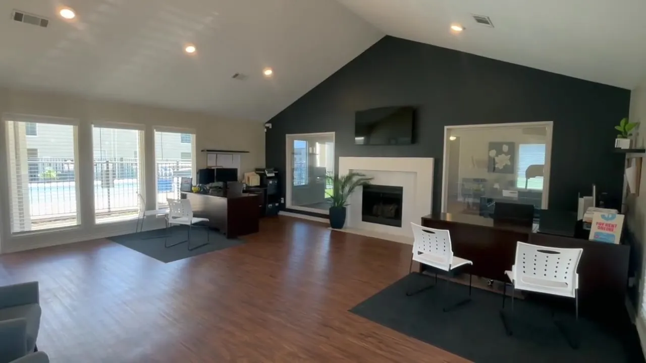 Leasing Office