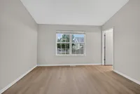 SIGNATURE PACKAGE Bedroom | Updated Finishes