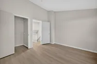SIGNATURE PACKAGE Bedroom | Updated Finishes