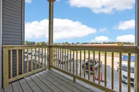220_Rapids_Square_Unit_202-20