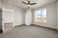 220_Rapids_Square_Unit_202-14