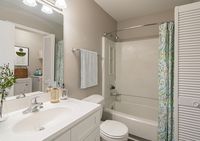 Parkwood Apartment Homes Bathroom