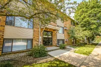 Ashton Lake Apartments
