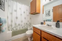 Dewberry - Bathroom 2