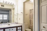 Windsor - Bathroom