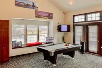 Leasing Center