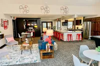 Leasing Center
