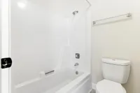 Arbor - Bathroom 1