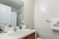 Rosewood - Bathroom 2