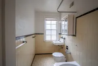 Cottage - Bathroom