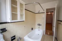 Cottage - Bathroom