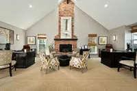 Leasing Center