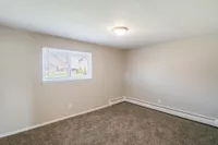 Maya - Bedroom