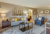 Robin - Living Room