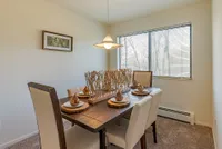 Robin - Dining Room
