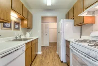 Spruce - Kitchen