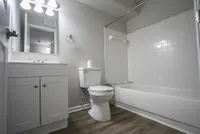 Herbert - Bathroom