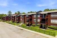 Eagles Eyrie Apartments