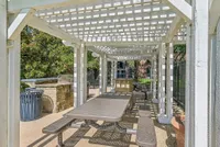 Eastgrove Apartments