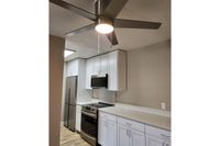 2bdrm_Kitchen_2_Sand_Pebble