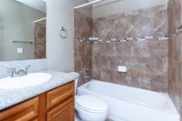3 bed 2 bath interior