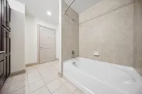 Bright, Modern Bathrooms