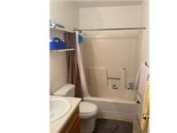 Ban9 bathroom2