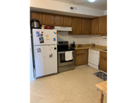 HH12 kitchen1