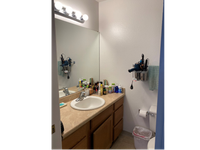 CH15 bathroom1