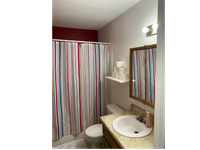 ECAM6 bathroom3