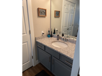WP325 bathroom3