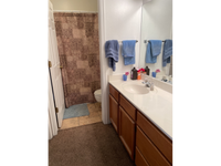 MR4 bathroom2