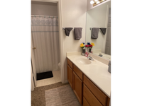 MR23 bathroom1