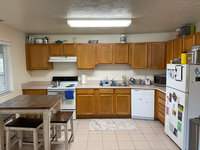 Gran8 kitchen1