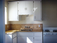 24177 Magna Ave - Kitchen