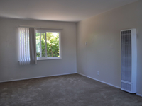 898 W. Tennyson Rd.